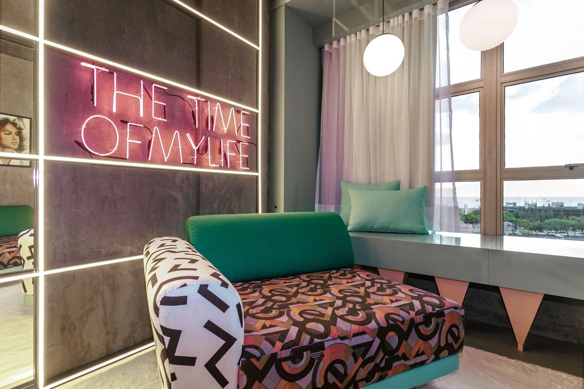 Time Apartment *